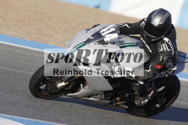 Archiv-2025/02 28.-31.01.2025 Moto Center Thun Jerez/gruen-green/414